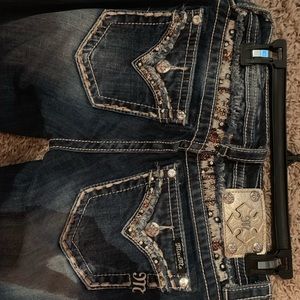 Straight miss me jeans